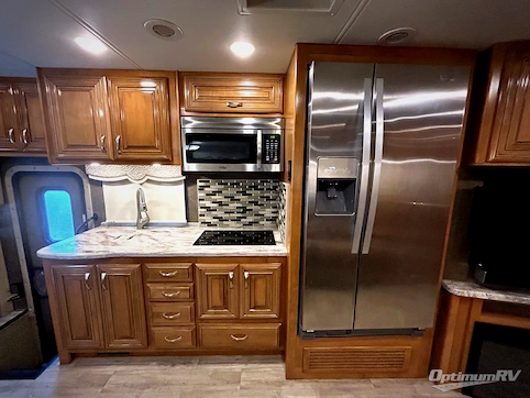 2018 Thor Challenger 37LX RV Photo 2