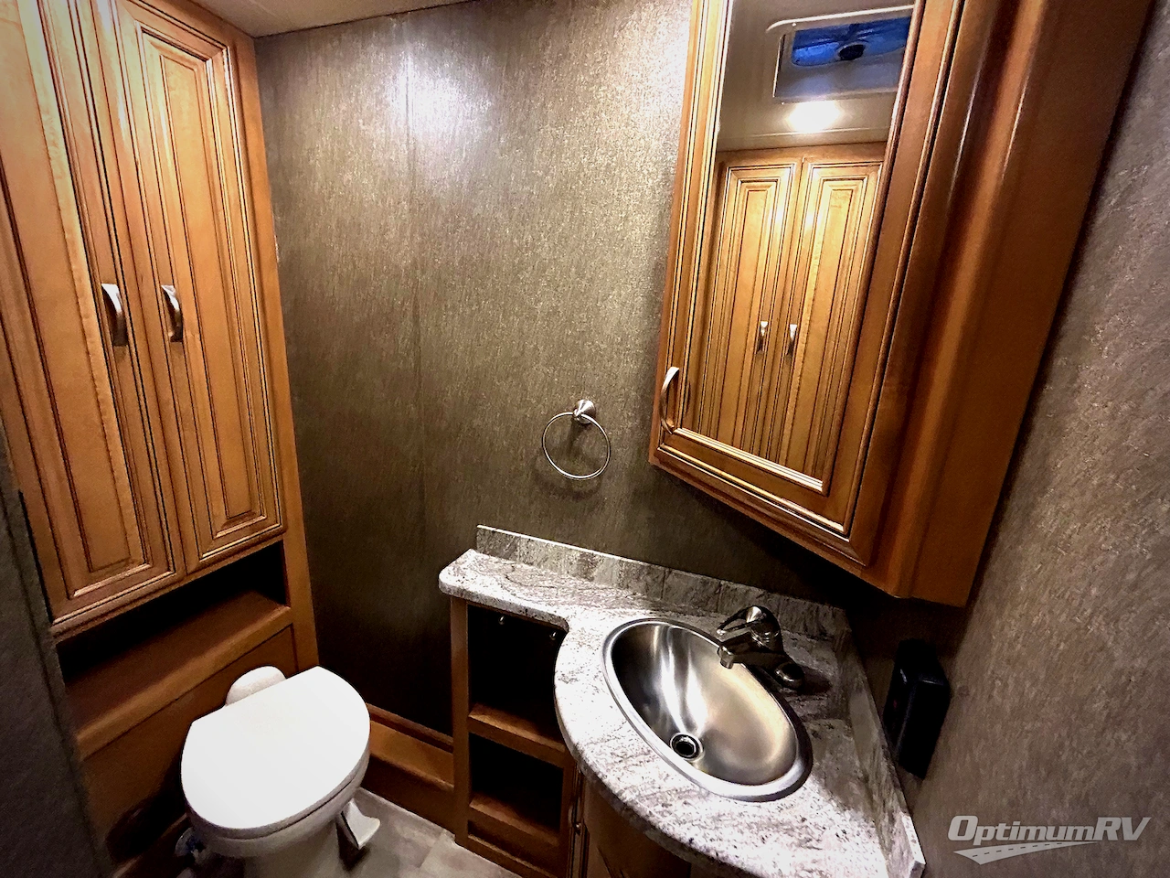 2018 Thor Challenger 37LX Photo 14