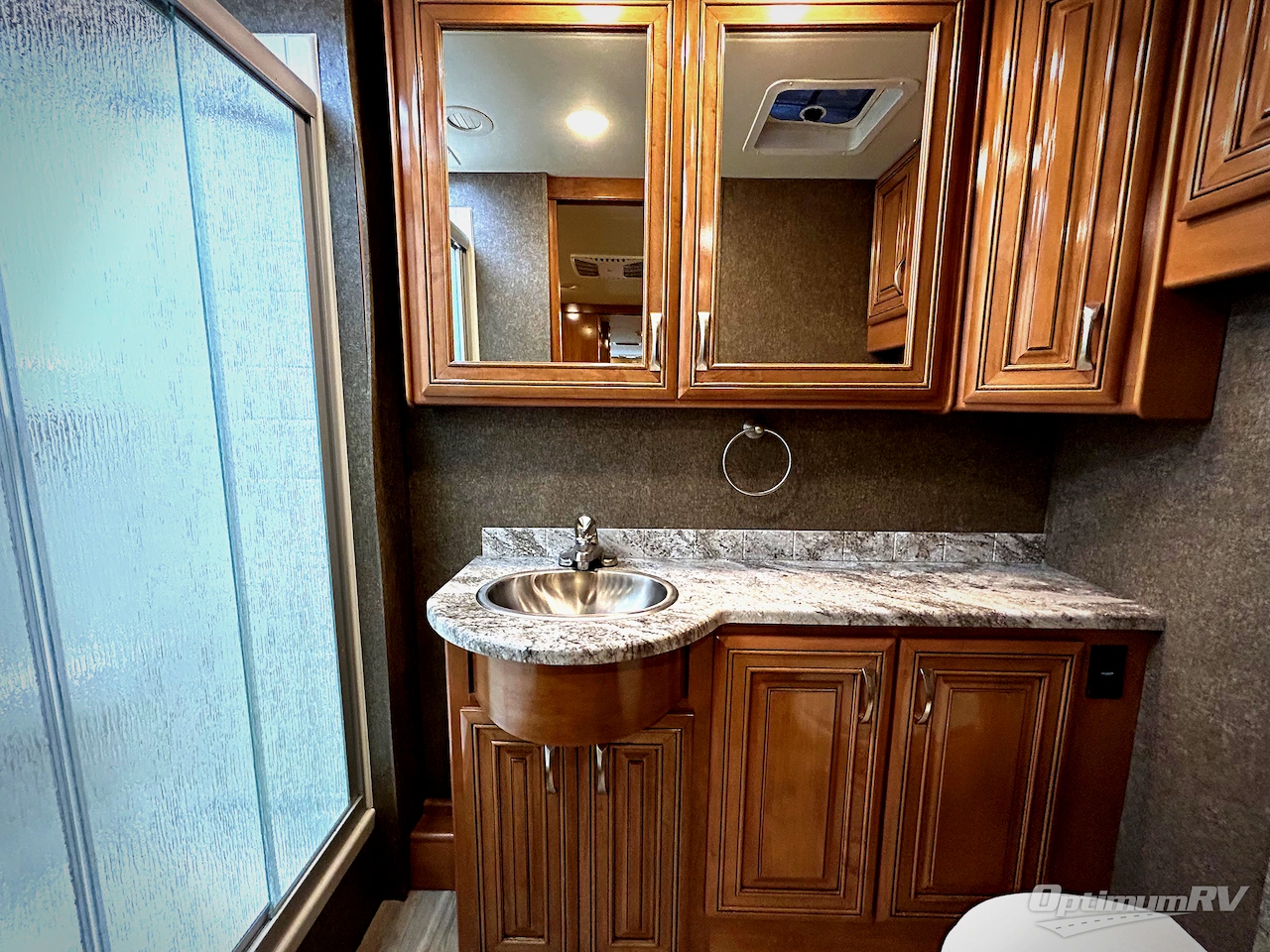 2018 Thor Challenger 37LX Photo 18