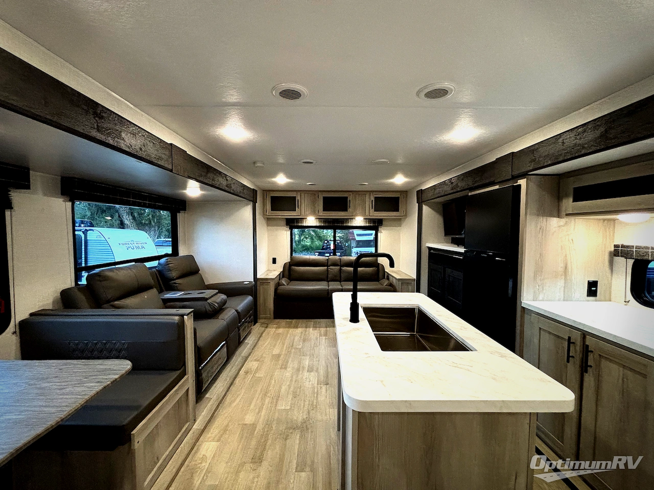 2025 KZ Sportsmen SE 303QBSE Photo 4