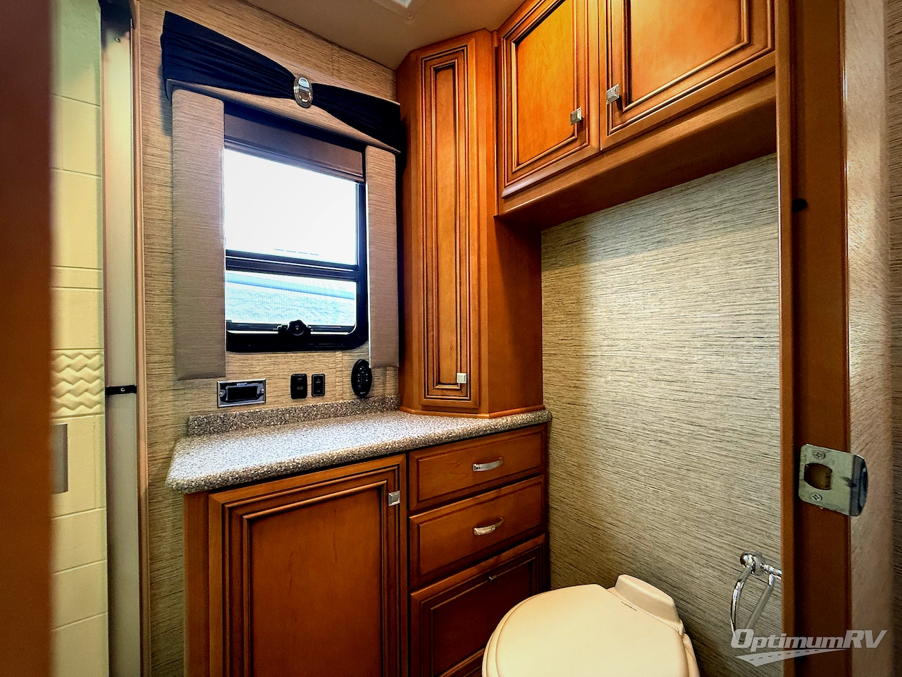 2018 Newmar Bay Star 3532 Photo 16