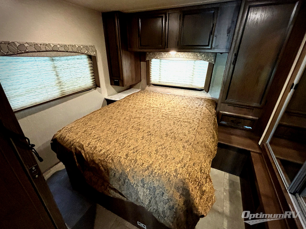2019 Coachmen Freelander 32FS Ford 450 Photo 19