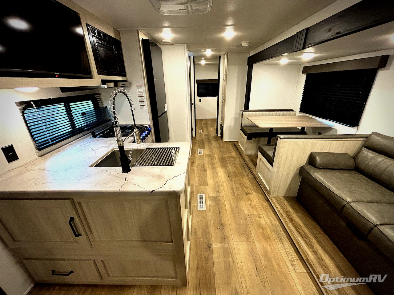 2025 Palomino Puma Camping Edition 305BHCE Photo 4