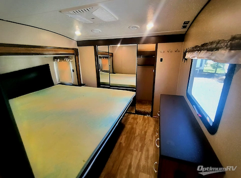 2021 Coachmen Chaparral 392MBL RV Photo 4