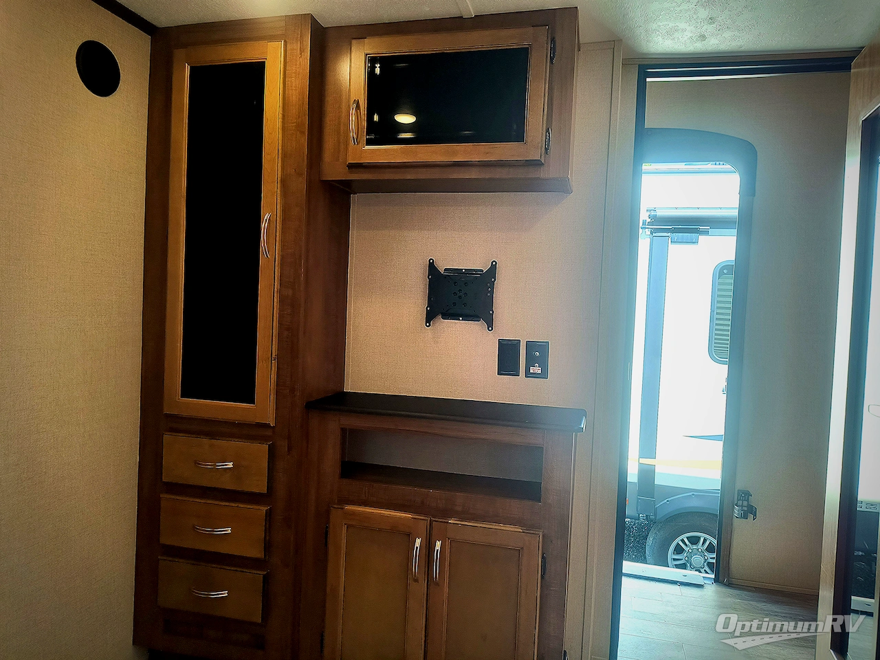 2021 Coachmen Chaparral 392MBL Photo 12