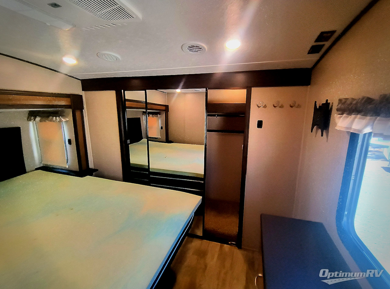 2021 Coachmen Chaparral 392MBL Photo 19