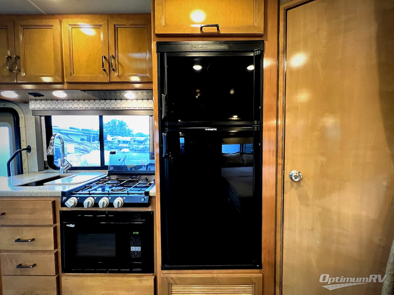 2019 Thor Quantum Sprinter KM24 Photo 13