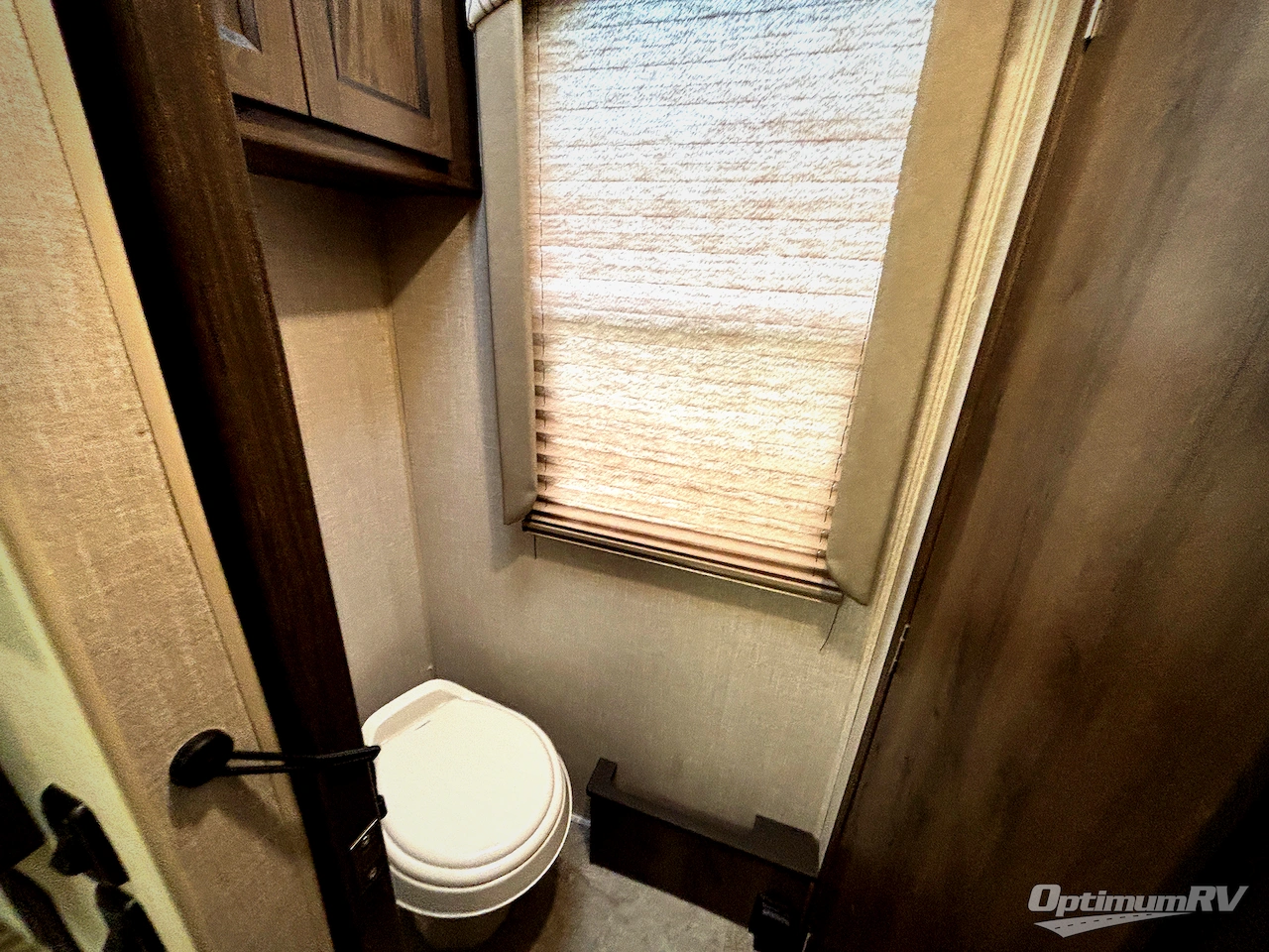 2019 Coachmen Freelander 32DS Ford 450 Photo 20