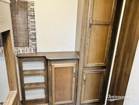 2018 Keystone Bullet 330BHS RV Photo 3