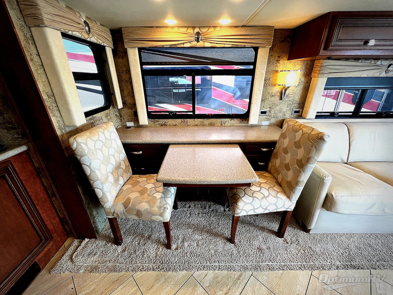 2017 Newmar Bay Star 3518 Photo 10