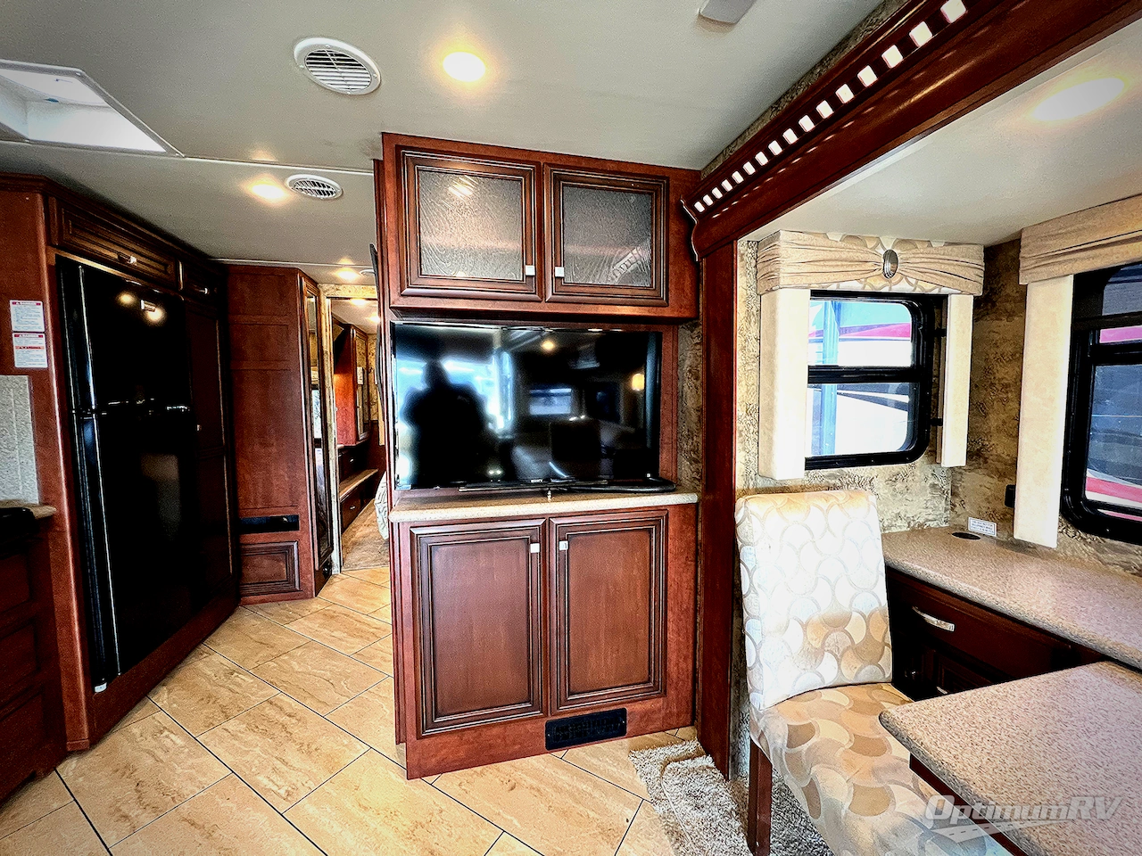 2017 Newmar Bay Star 3518 Photo 11