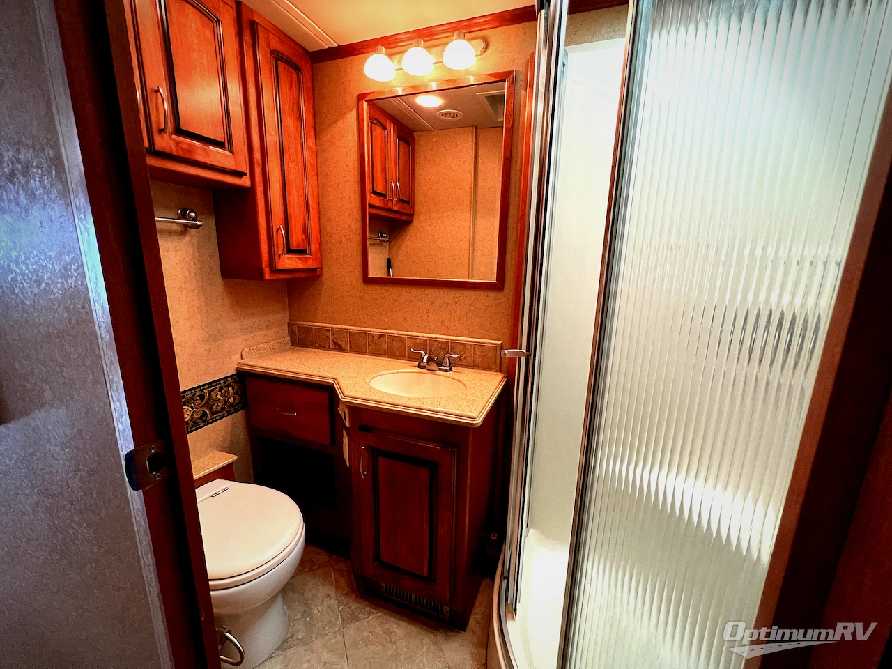 2011 Holiday Rambler Ambassador 36PFT Photo 17