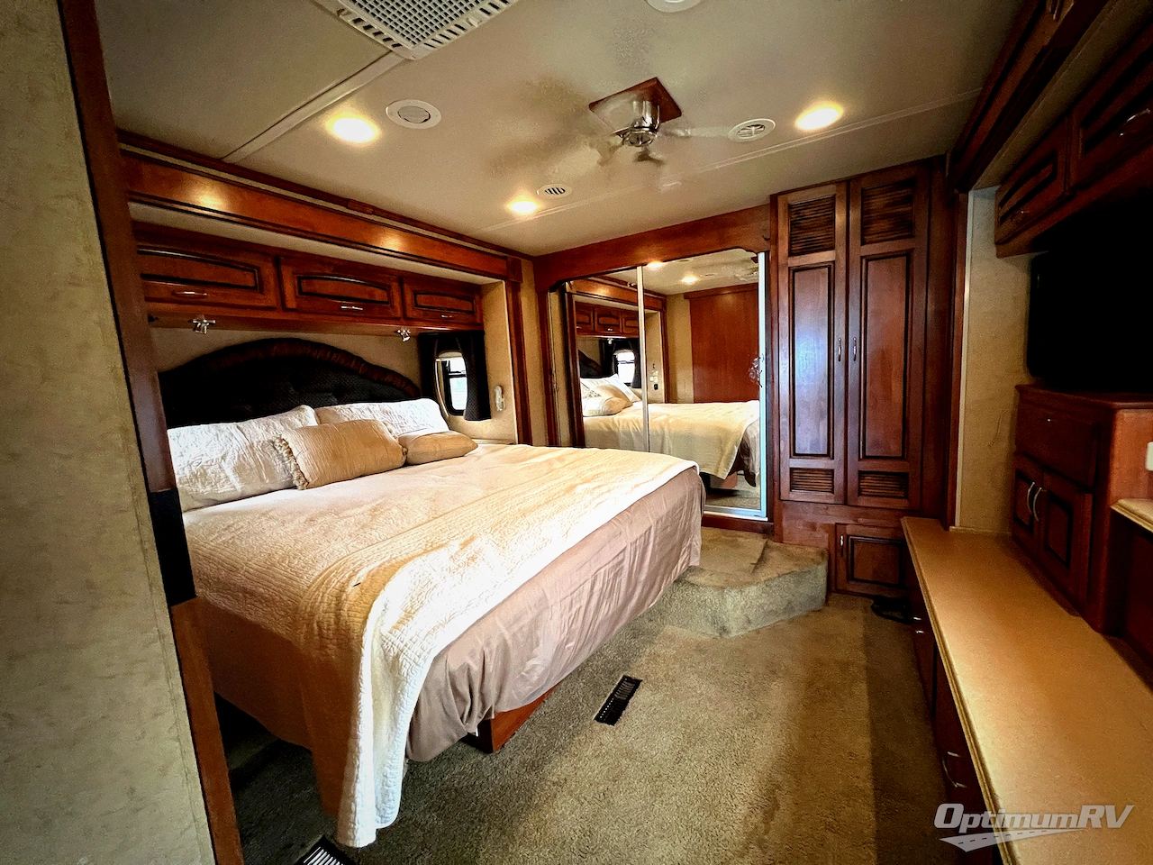 2011 Holiday Rambler Ambassador 36PFT Photo 18