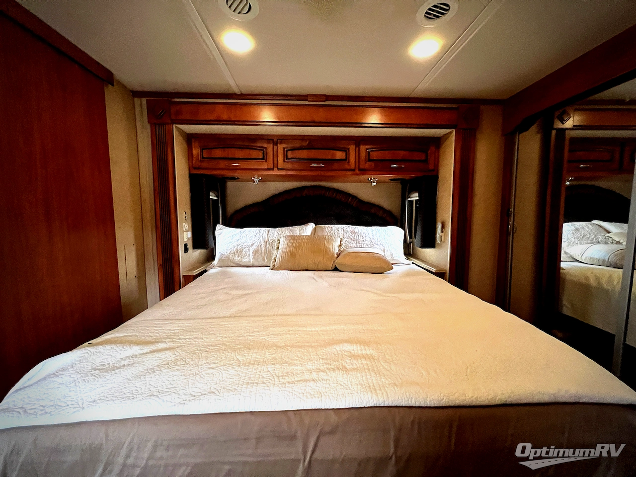 2011 Holiday Rambler Ambassador 36PFT Photo 19