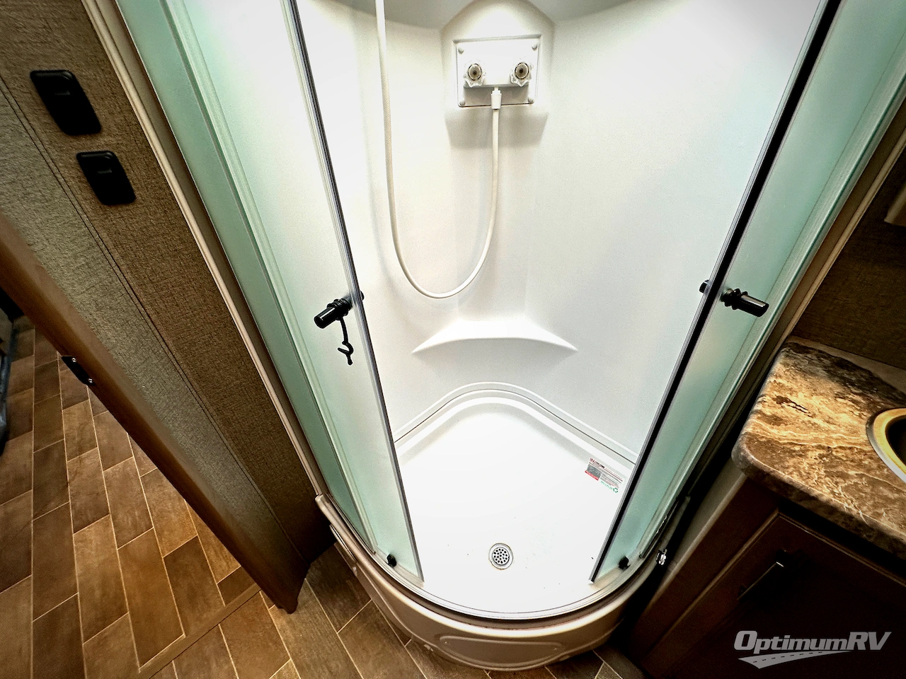 2021 Thor Chateau 31EV Photo 18