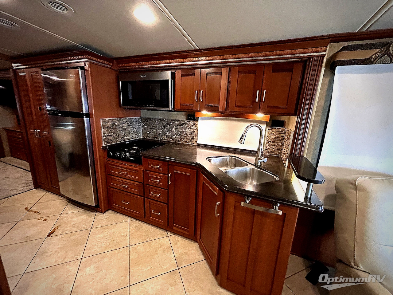2015 Winnebago Forza 36G Photo 10