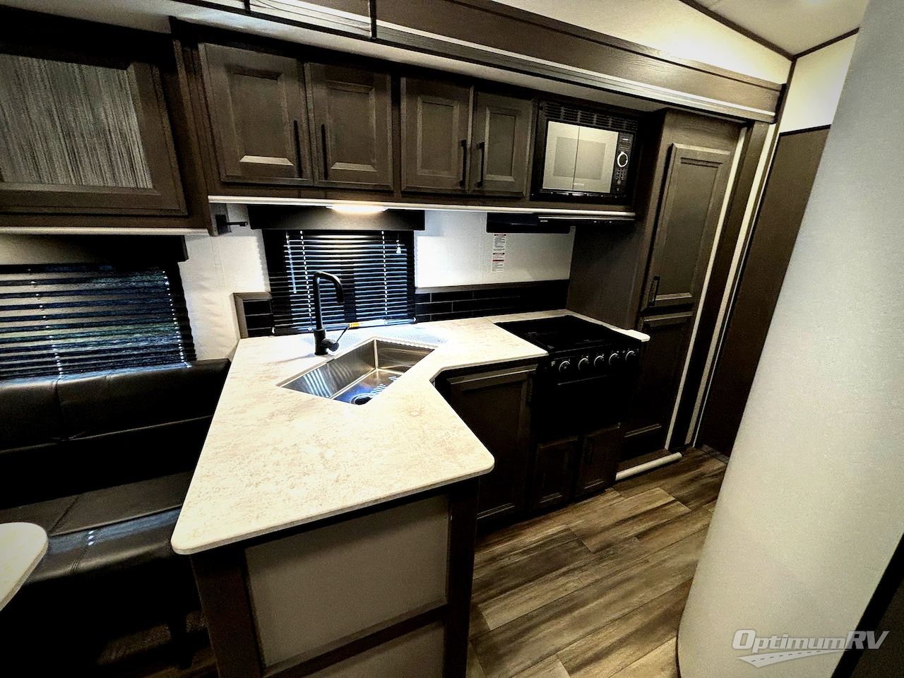 2021 Heartland Fuel 305 Photo 6