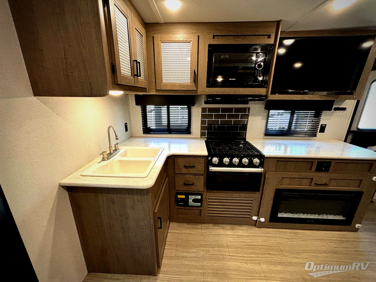 2021 Keystone Hideout 250BH Photo 6