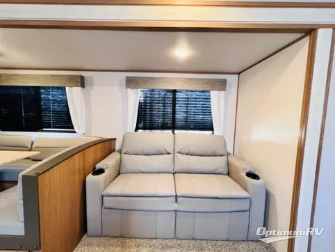 2023 Prime Time Avenger 32BHS RV Photo 2