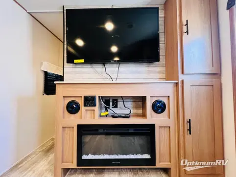 2023 Prime Time Avenger 32BHS RV Photo 3