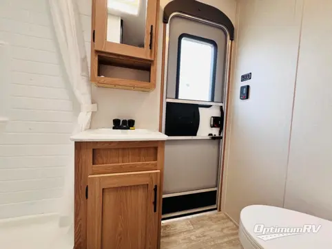 2023 Prime Time Avenger 32BHS RV Photo 4