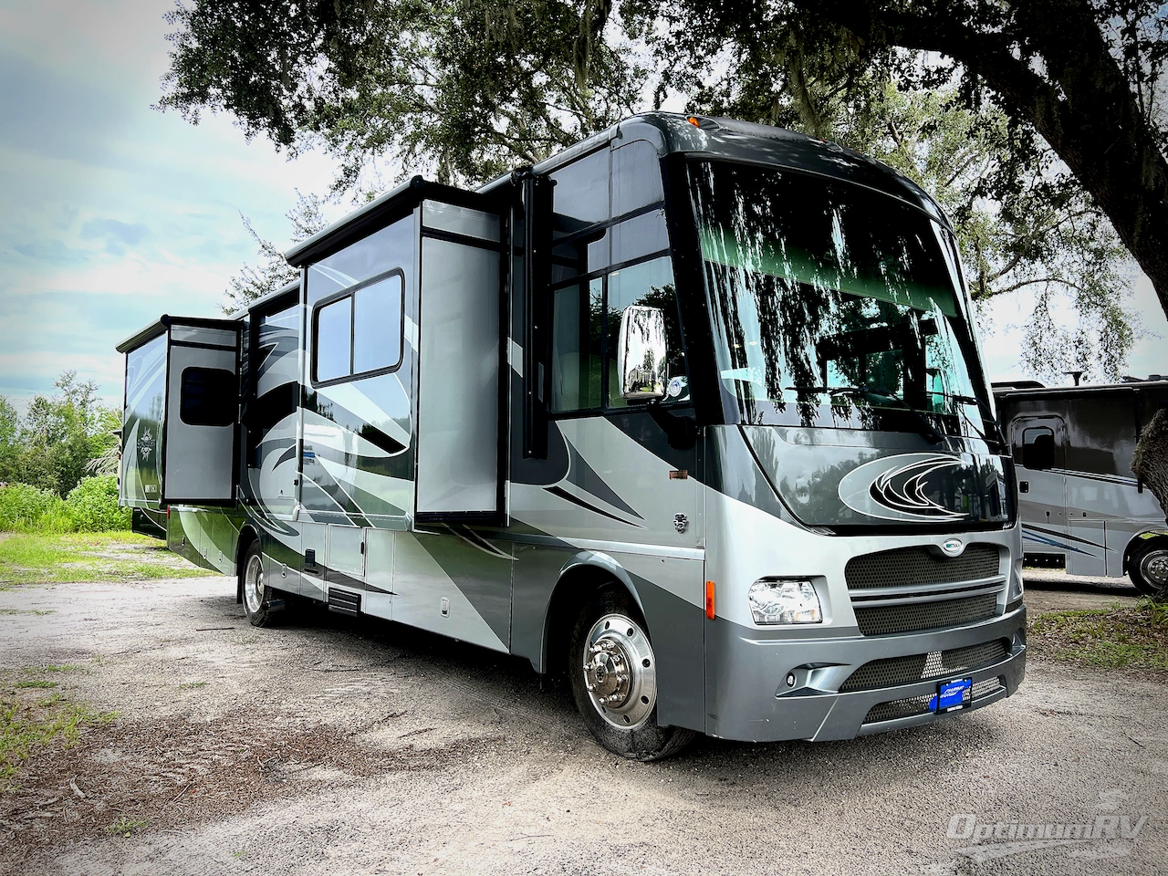 2013 Itasca Suncruiser 35P Photo 1