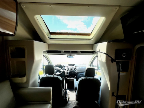 2017 Thor Gemini 23TR RV Photo 2