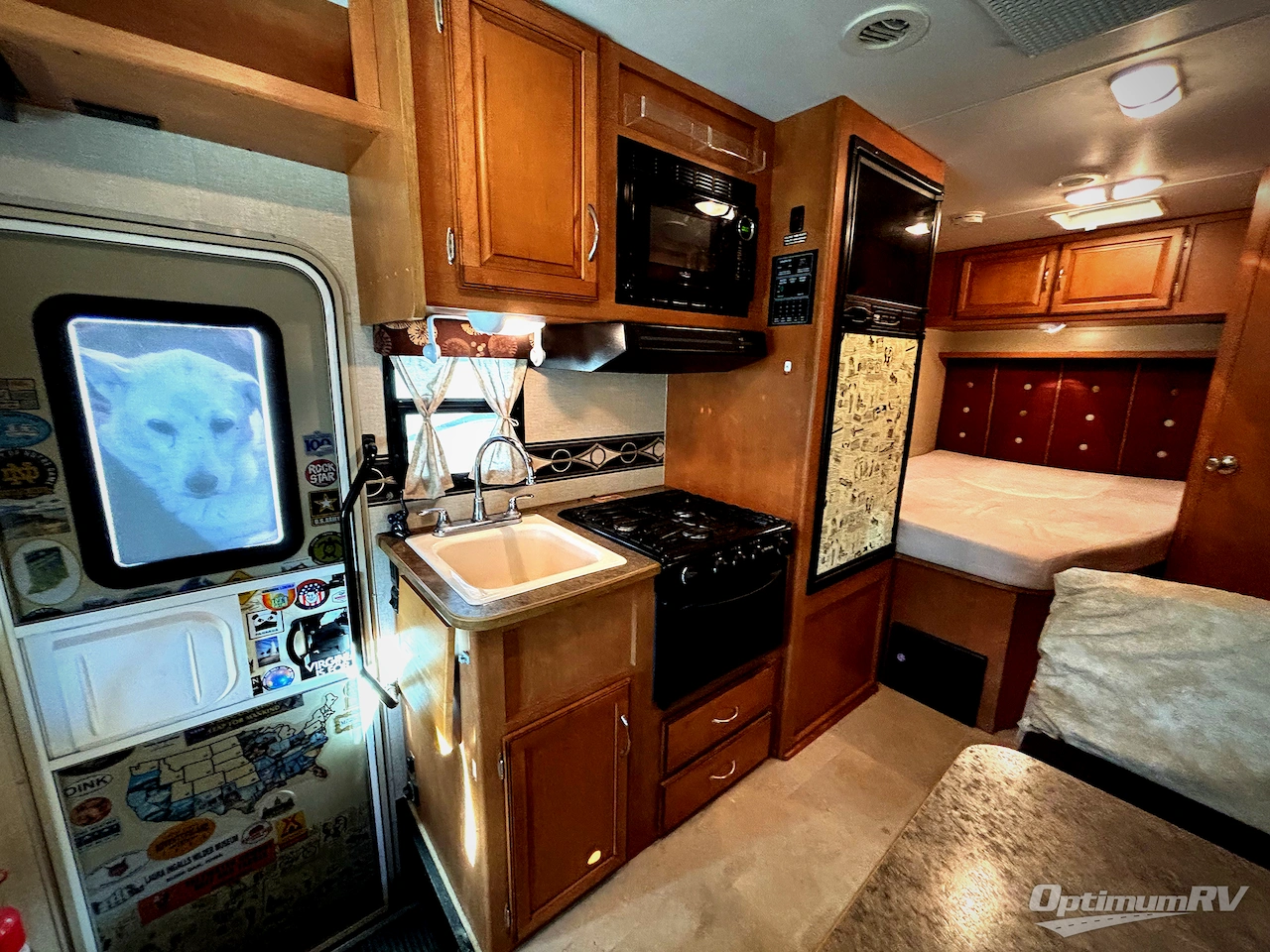 2015 Winnebago Minnie Winnie 322R Photo 13