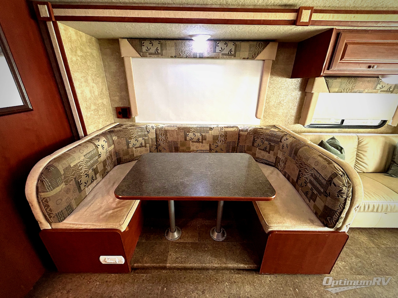 2015 Winnebago Vista 31KE Photo 13