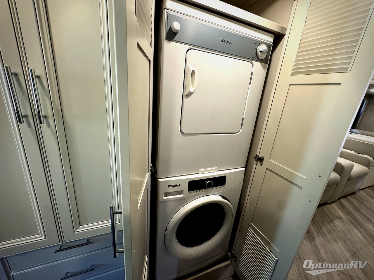 2023 Holiday Rambler Invicta 34MB Photo 18