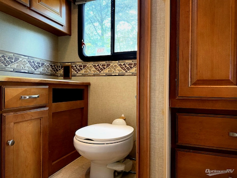 2017 Itasca Sunstar LX 35F RV Photo 3