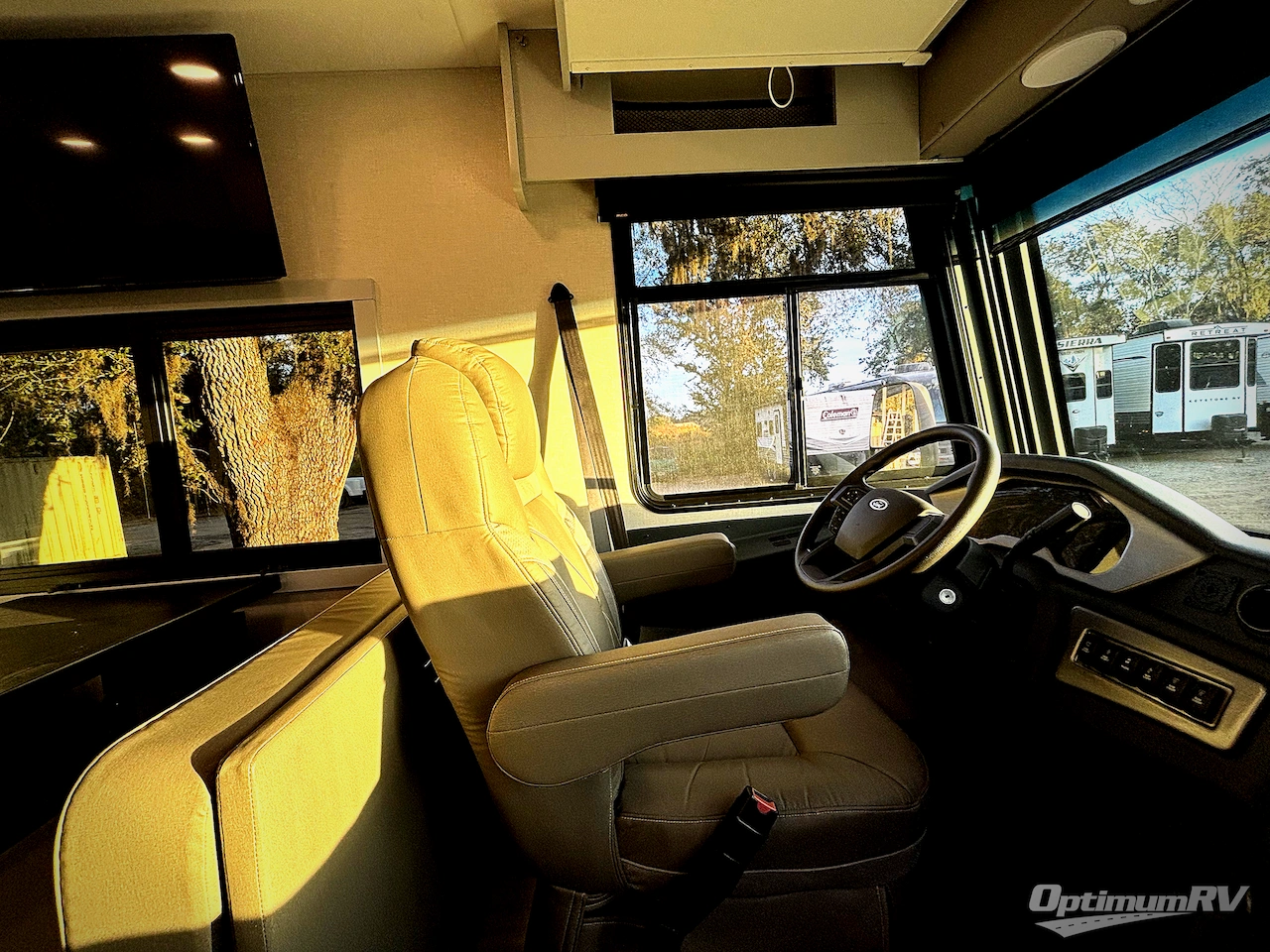 2025 Coachmen Pursuit 27XPS Photo 8