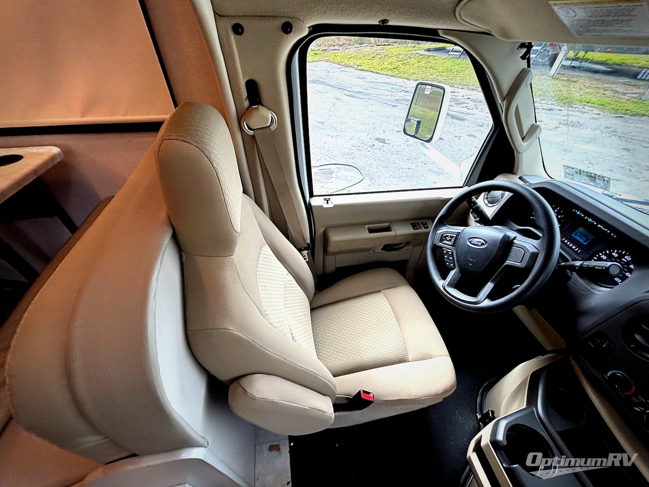 2026 Four Winds Chateau 21Z Photo 7