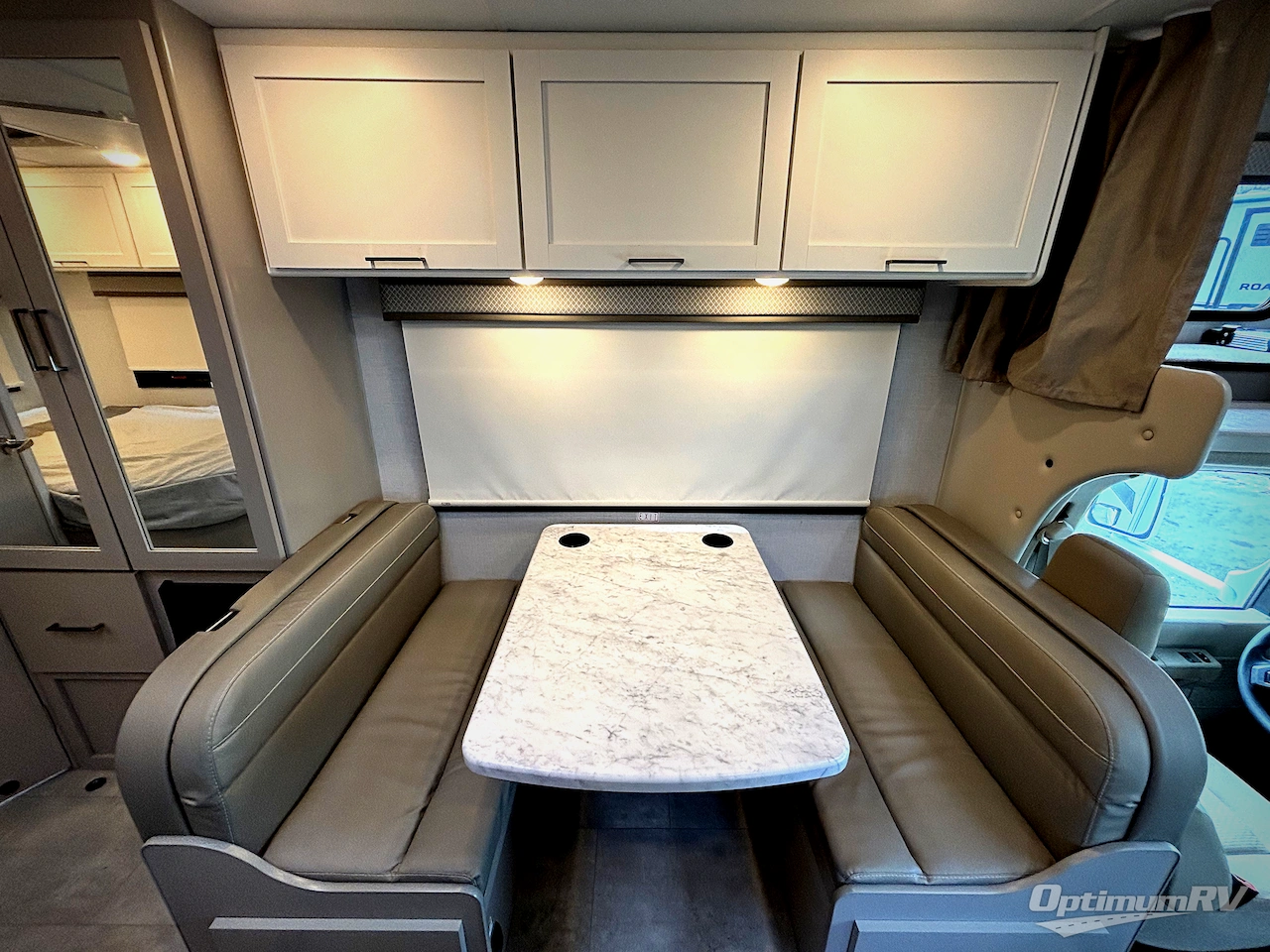 2026 Four Winds Chateau 21Z Photo 14