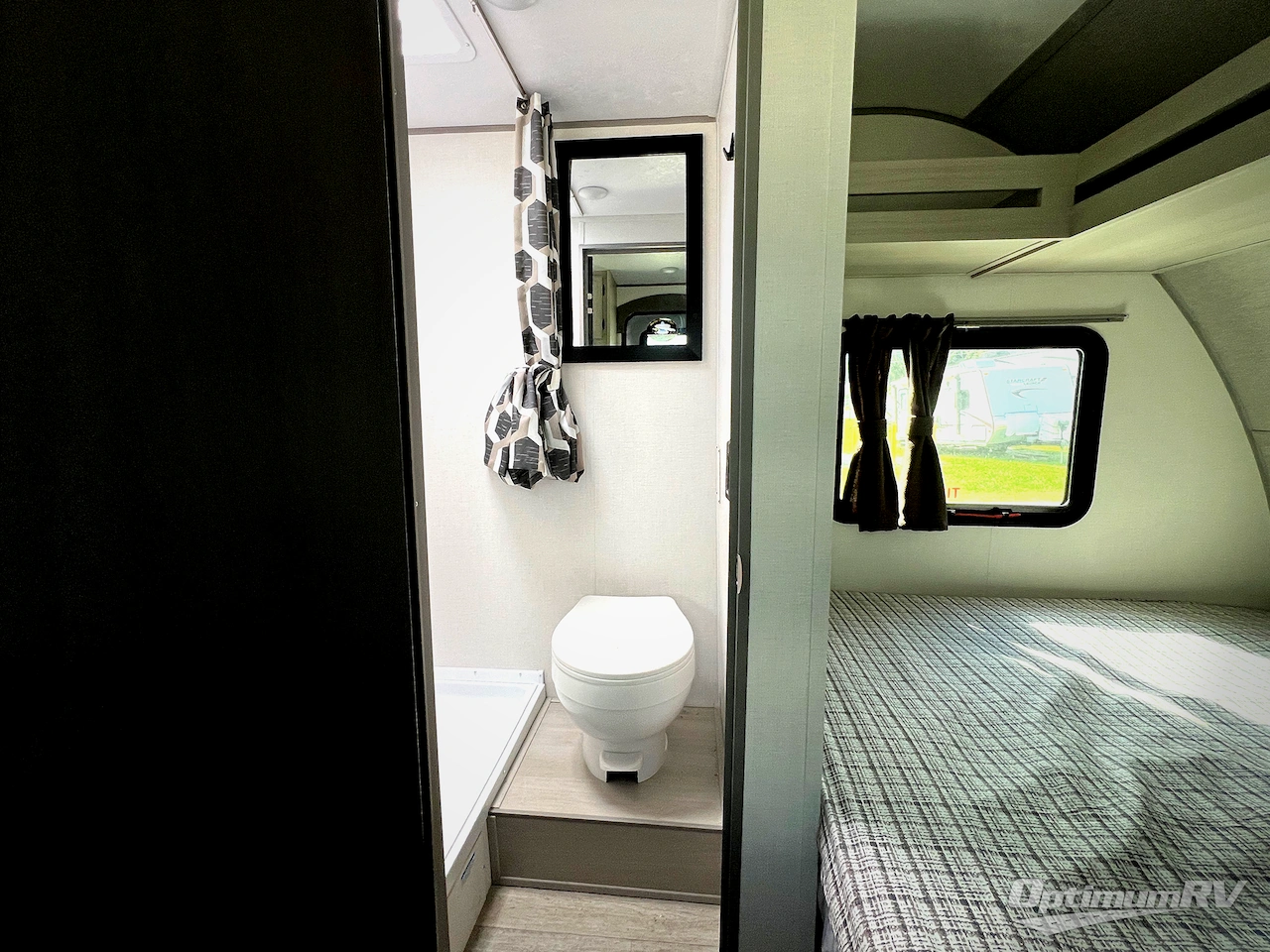 2027 Coachmen Catalina Summit Series 7 154RDX Photo 14