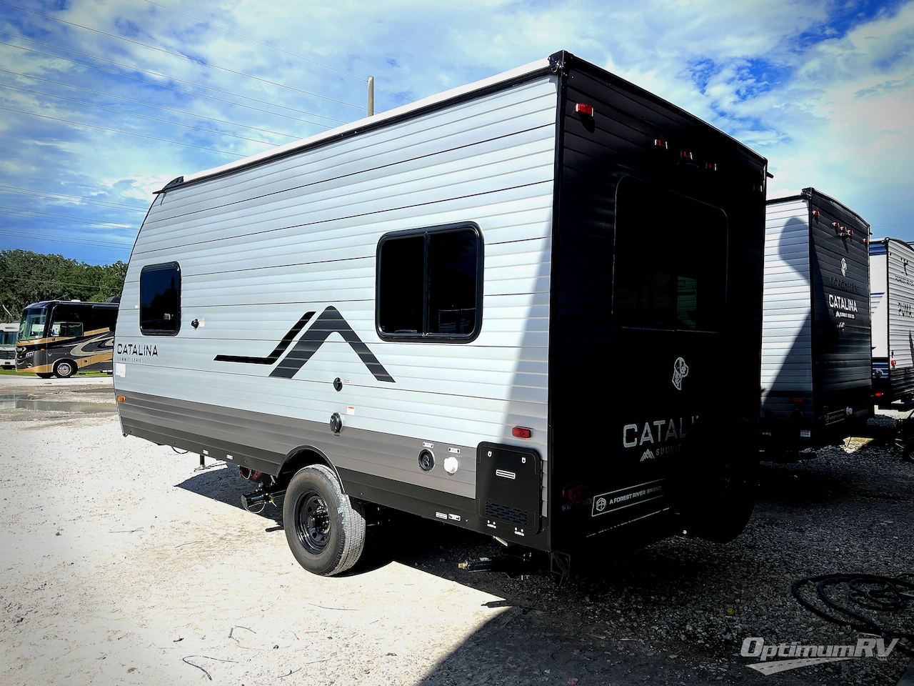 2027 Coachmen Catalina Summit Series 7 154RDX Photo 2
