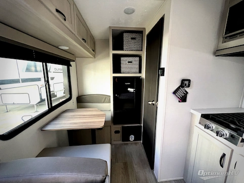 2027 Coachmen Catalina Summit Series 7 134RDX RV Photo 4