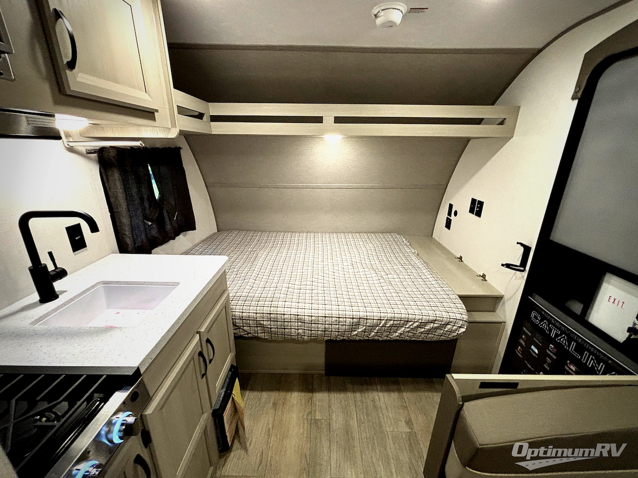 2027 Coachmen Catalina Summit Series 7 134RDX Photo 5
