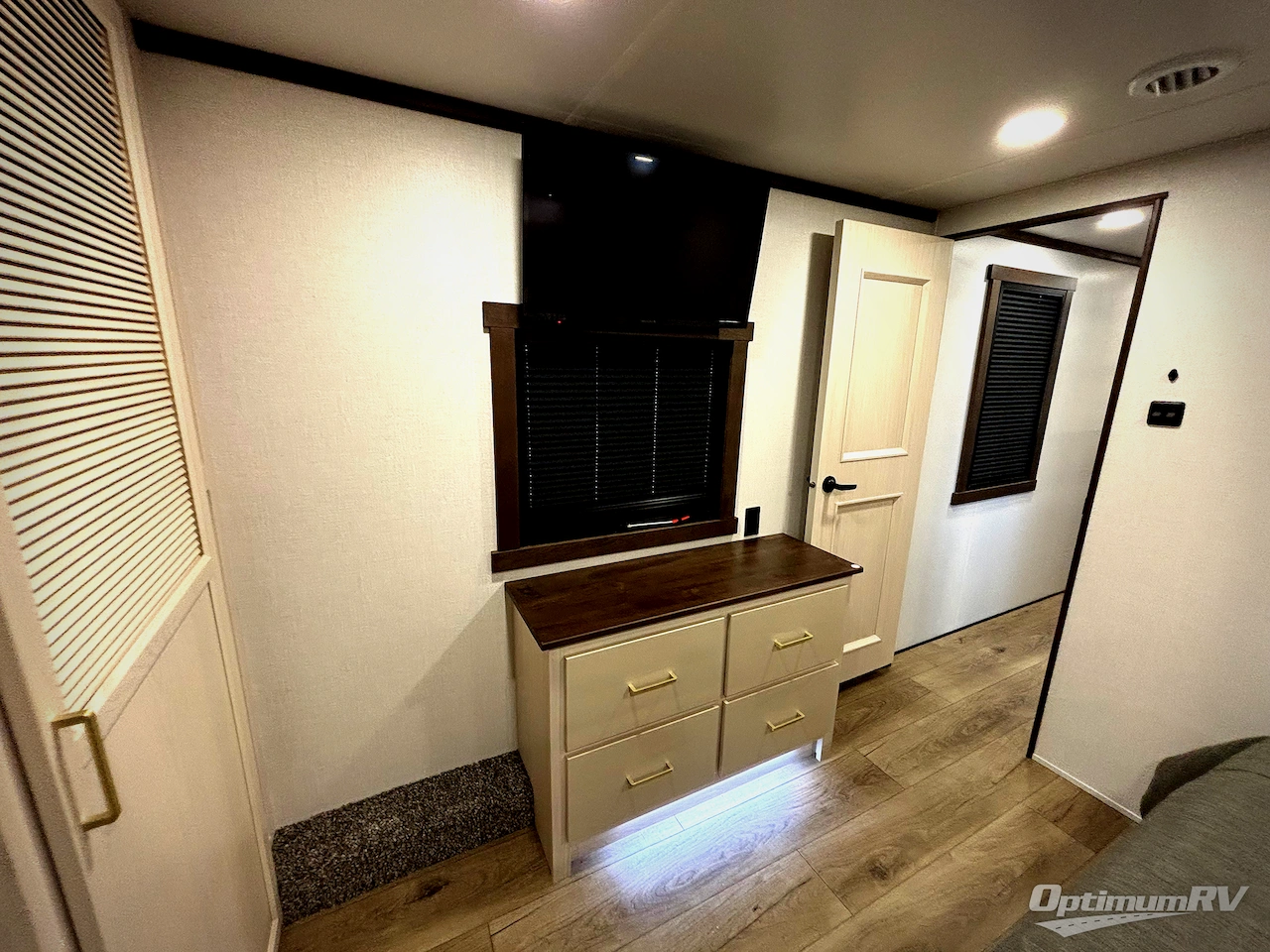 2026 Forest River Cedar Creek Experience 39RKB Photo 13