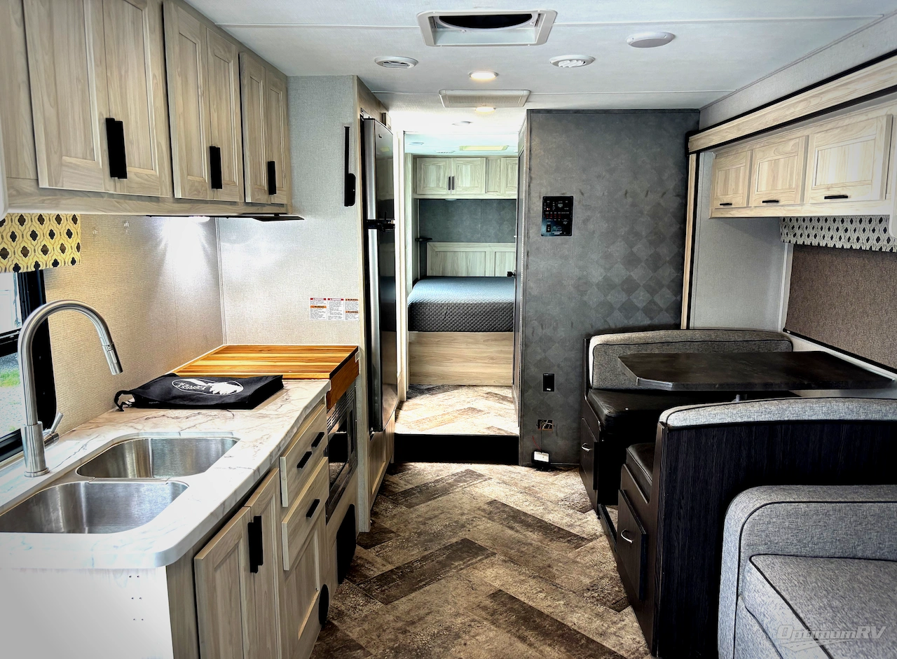 2020 Forest River Forester LE 2851SLE Ford Photo 6