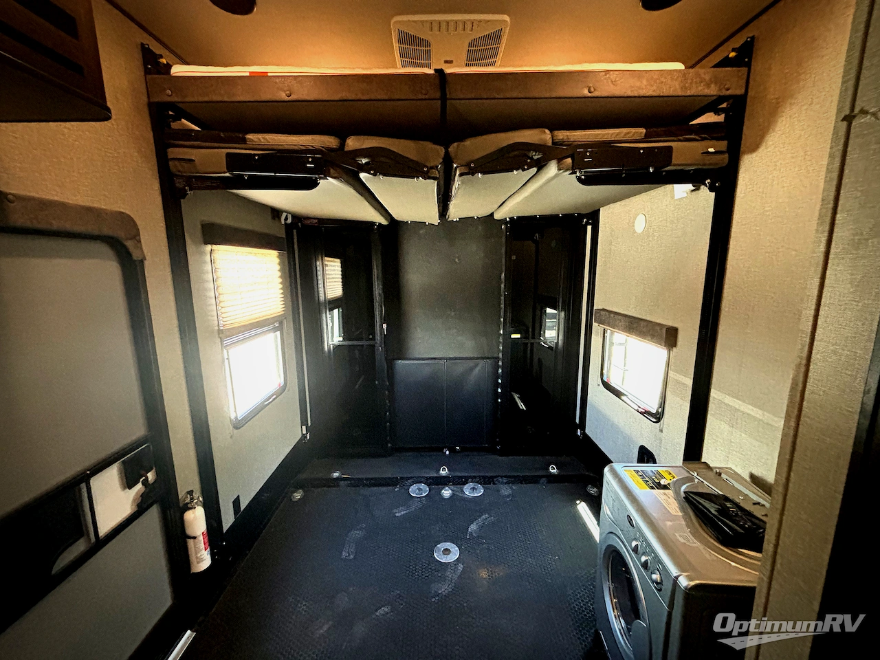 2020 Grand Design Momentum M-Class 395M Photo 10
