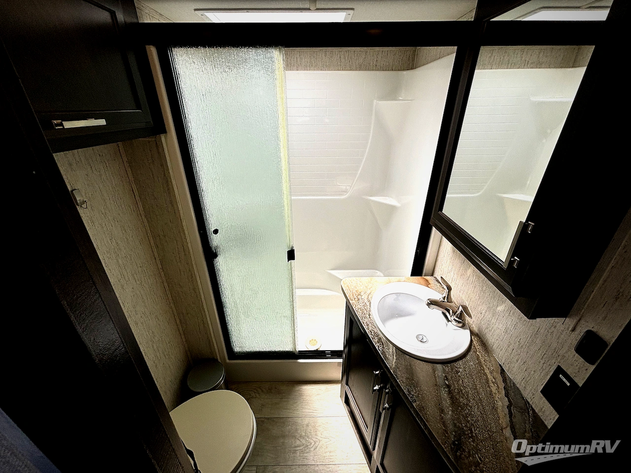 2020 Grand Design Momentum M-Class 395M Photo 15