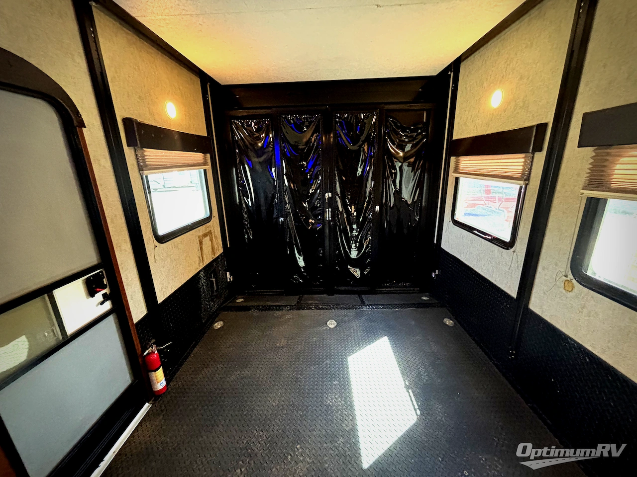 2016 Prime Time Spartan 1032 Photo 17