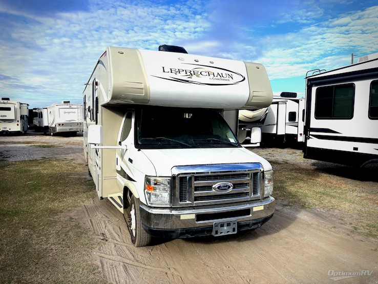 2014 Coachmen Leprechaun 319DS Ford 450 RV Photo 1