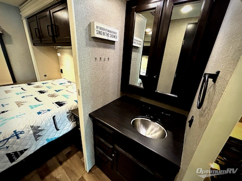 2020 Jayco Greyhawk 30X RV Photo 4