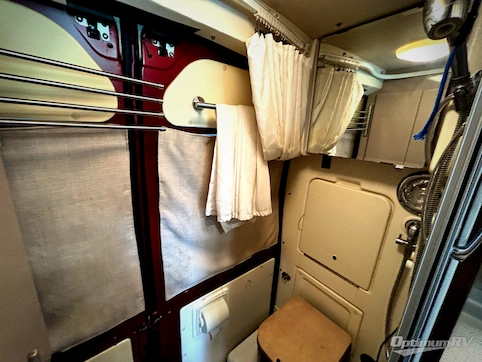 2021 Winnebago Travato 59KL RV Photo 4