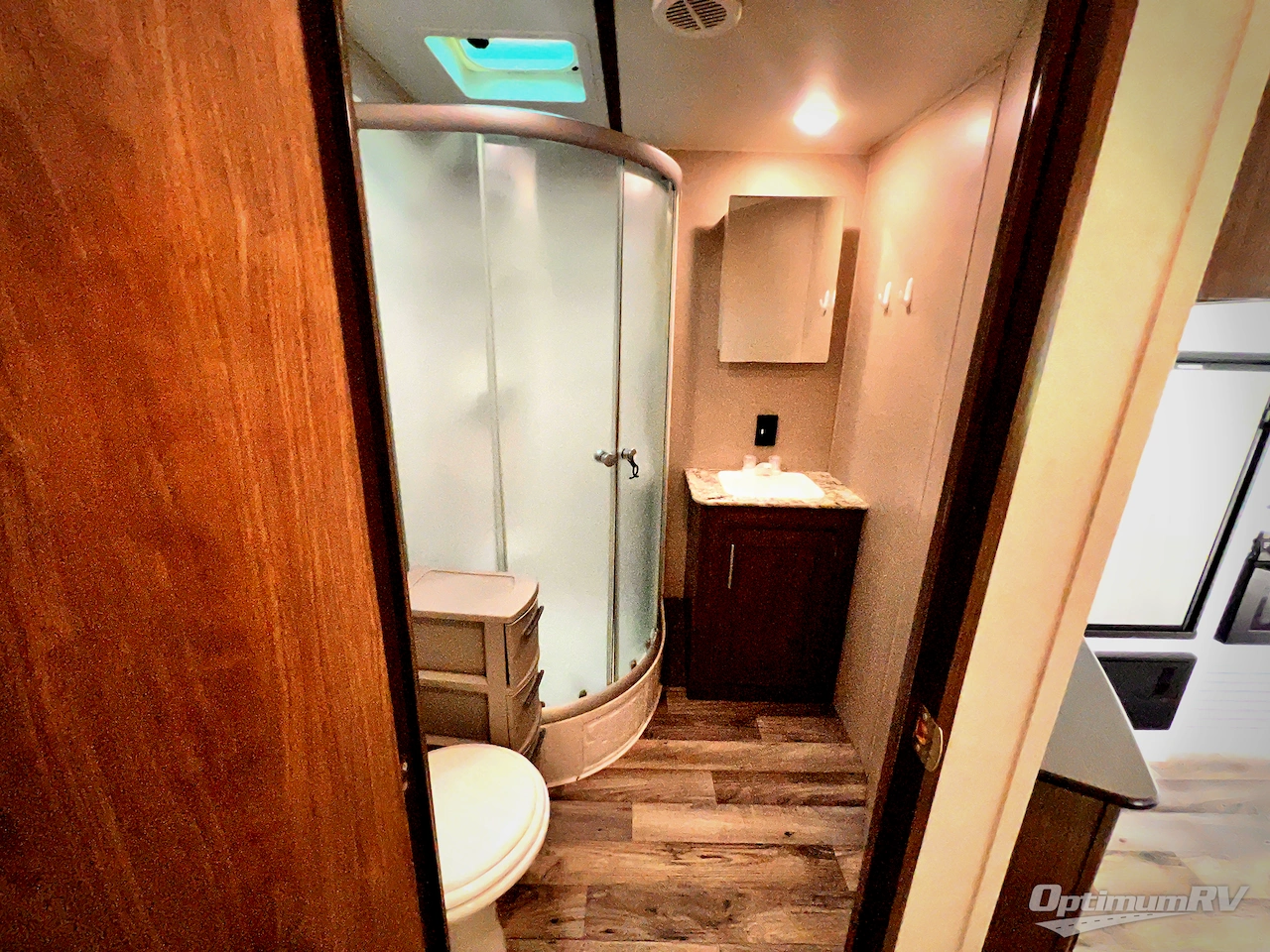 2019 Keystone Hideout 26RLS Photo 17