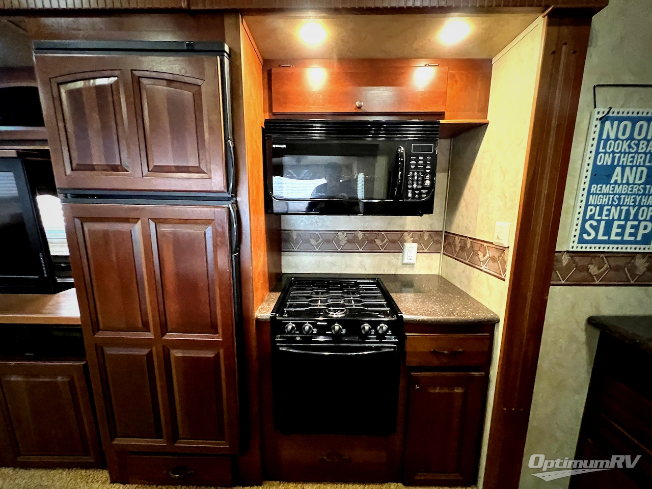2011 Forest River Cedar Creek 34RLSA Photo 16