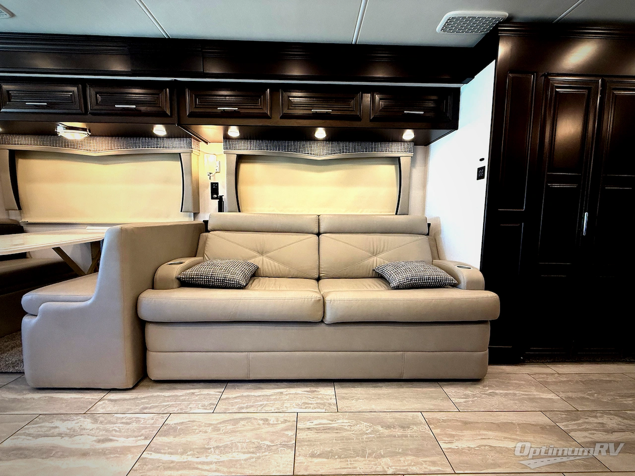 2023 Forest River Berkshire XLT 45CA Photo 12