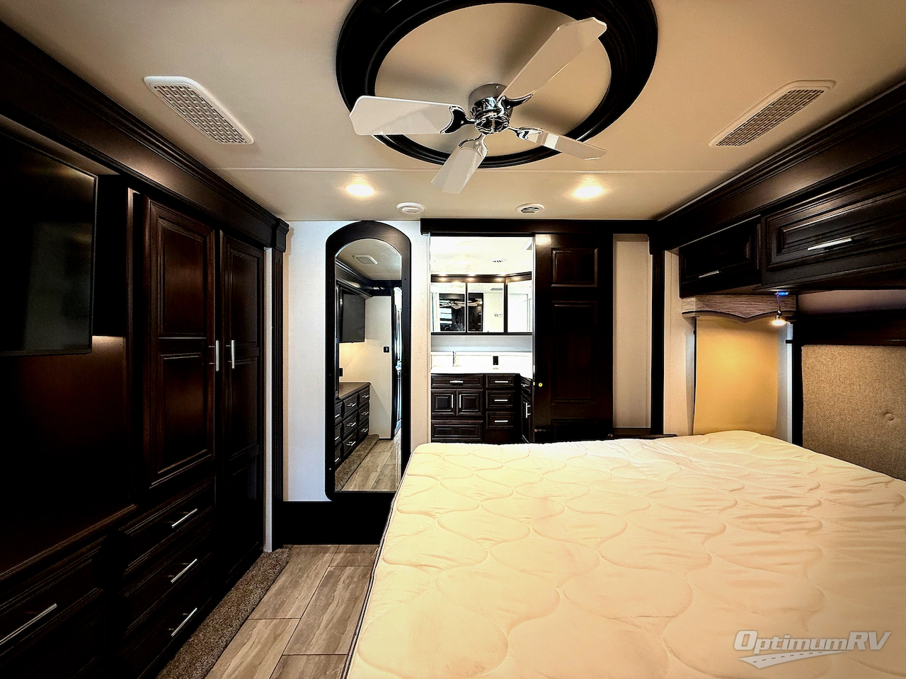 2023 Forest River Berkshire XLT 45CA Photo 29